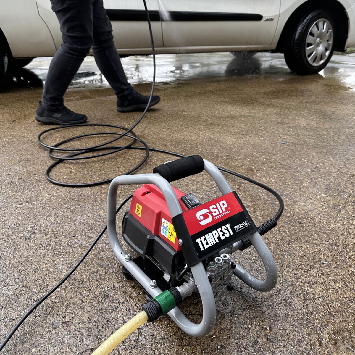 SIP TEMPEST® PW420/150 Wall-Mountable Electric Pressure Washer